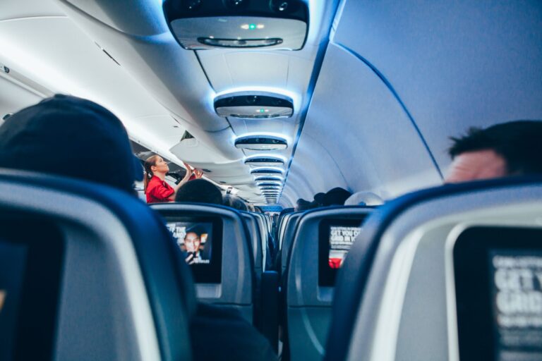 The FAA Agrees That Airlines Need to Stock Heroin Overdose Medicine Like Narcan in Onboard First Aid Kits