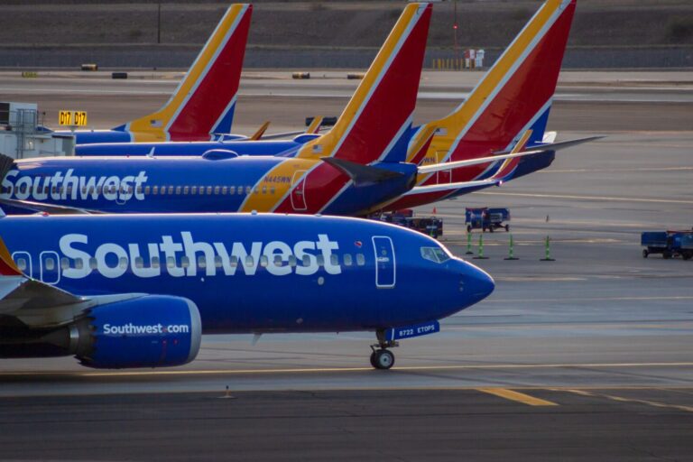 southwest airlines planes