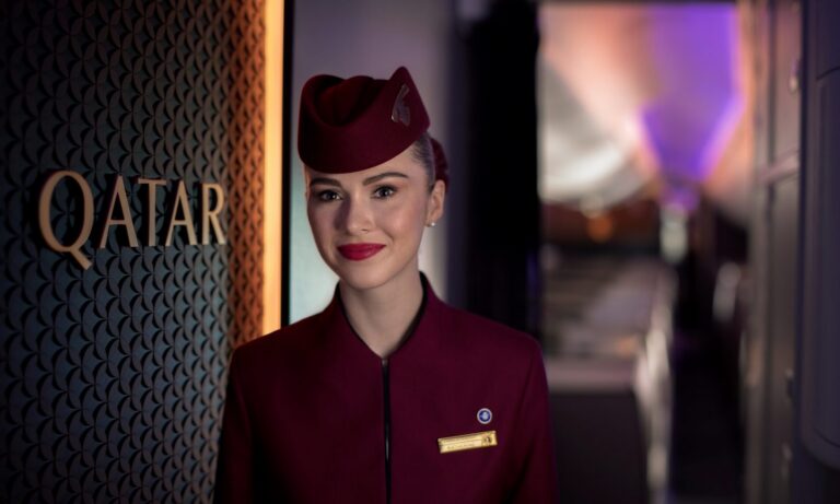 qatar airways cabin crew