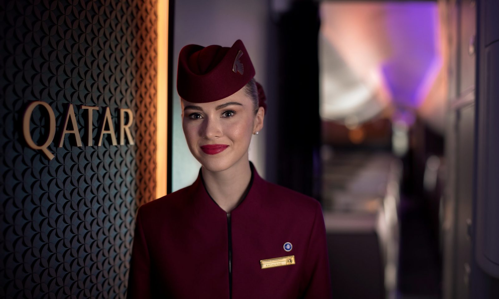 qatar airways cabin crew